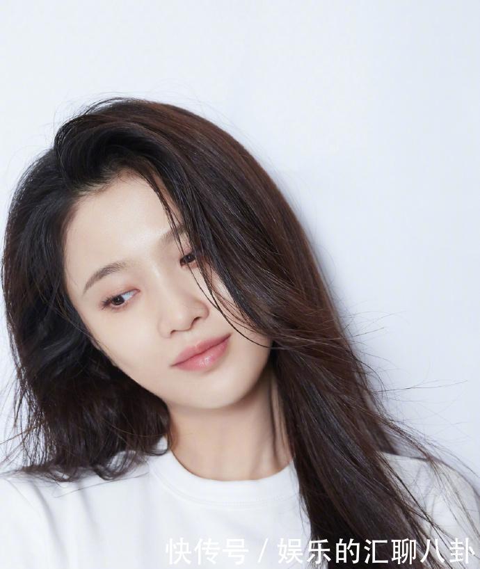 口红|普通女生有3个特征,到了30岁也有少女感,老天爷赏饭吃