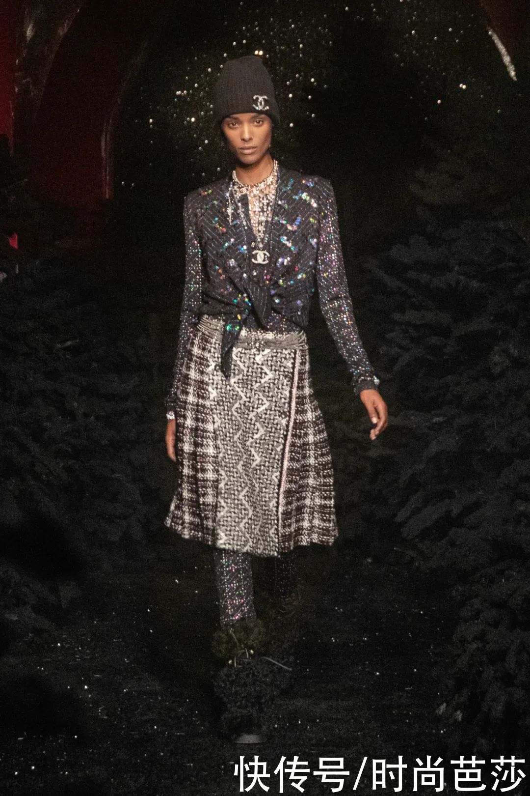 CHANEL的感性世界里，藏有柔情万千