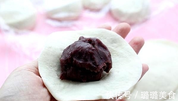 豆沙|教你做出暄软豆沙包,上锅蒸10分钟,等5分钟出锅才更香甜