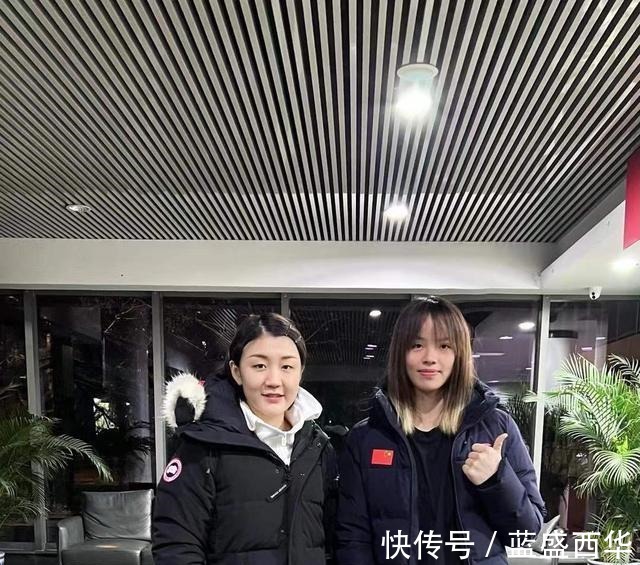 樊振东|追星组诞生!樊振东手持“香烟”引争议,陈梦胖了,孙颖莎成团宠!