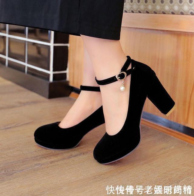 时髦优雅的高跟鞋,显高又有女人味,你有吗