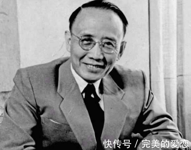 心爱的女人!郭沫若用4字骂鲁迅,鲁迅用5字进行回击,世人:符合郭沫若一生