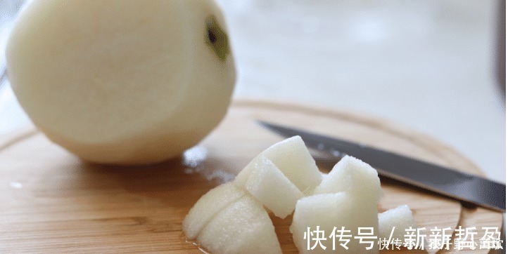 银耳|银耳不出胶很多人第一步就做错了,难怪银耳汤水清淡不好喝