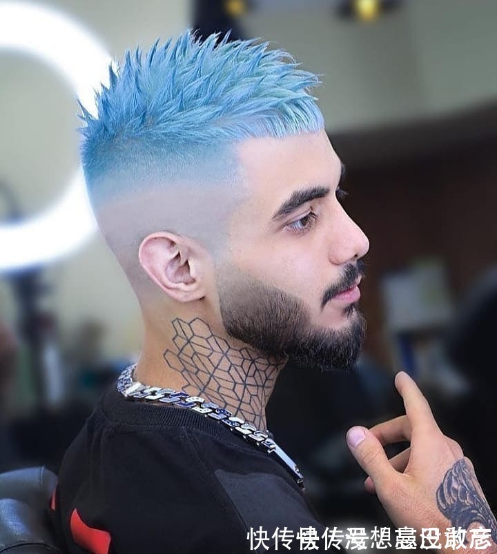 头顶 男士发型不知怎么剪?试试这几款,让你帅到颜值翻倍