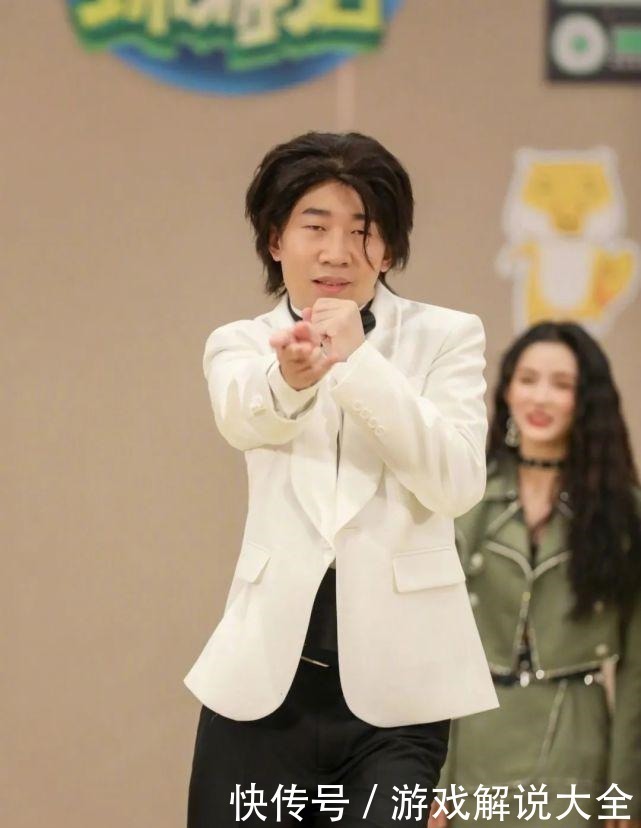 杨迪|综艺咖也翻车了!他连顶流爱豆和女团粉丝都敢得罪