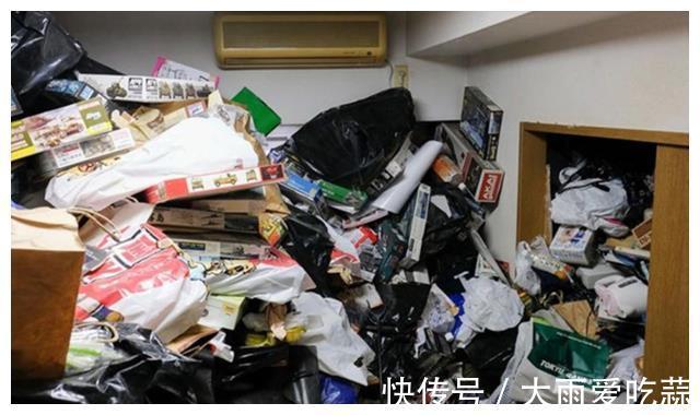 小情侣|手办变垃圾,小情侣家中收藏手办,专业团队为其减少800kg碳排放