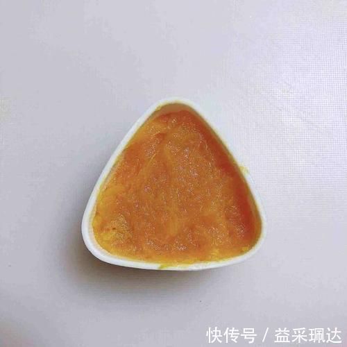 妈妈坚持晚餐吃这个蔬菜,50岁了小肚平坦坦,原来它真能刮油