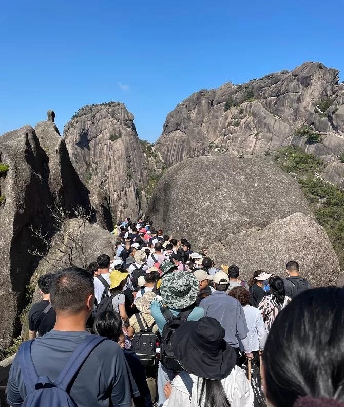 探险|这不叫旅行，这叫玩命！需要拿命去换的还是“诗和远方”？