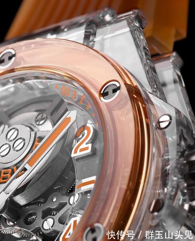 only watch 宇舶为2021年拍卖会,打造双色透明陀飞轮腕表