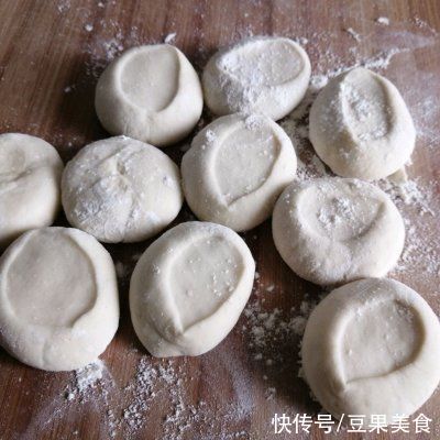 胆固醇|#巨下饭的家常菜#香辣茄子大包子