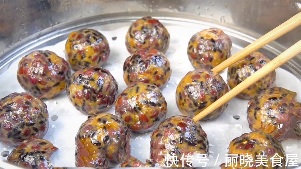 红豆|秋日进补吃红豆，92岁奶奶吃了40年，不打豆浆不熬粥，越吃越精神