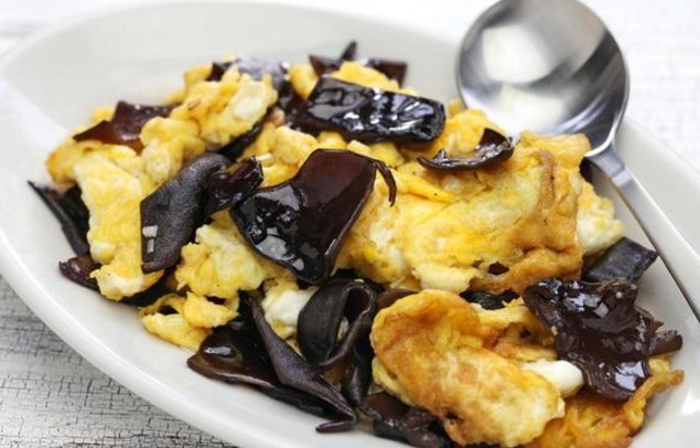 高血脂|患有高血压,不妨多吃4物,助你降血压、通血管、防血栓