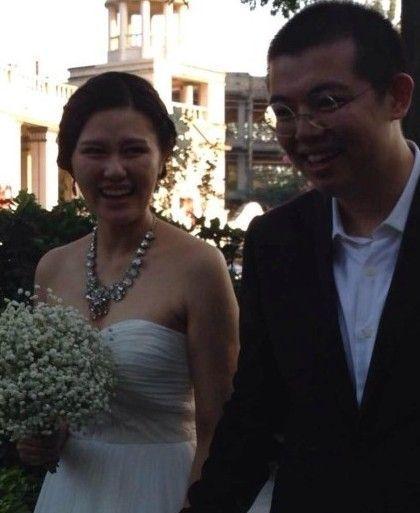 沈旭佳!王朔:人生这场戏我演砸了!王朔笑世人更笑自己,他至今孤身一人