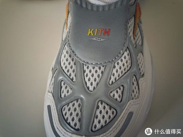 Sneaker Sneaker 篇一百四十七：Kith X Saucony Grid Web 两个配色分享