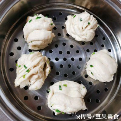 高筋面粉|家常版葱香花卷，要的就是这个家常口儿
