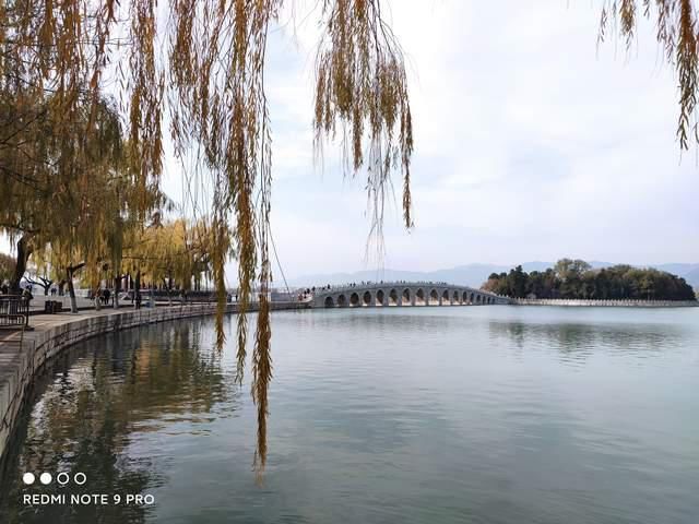 手轻|红米Note9 Pro上手轻体验，卢伟冰也太不讲伍德了吧！