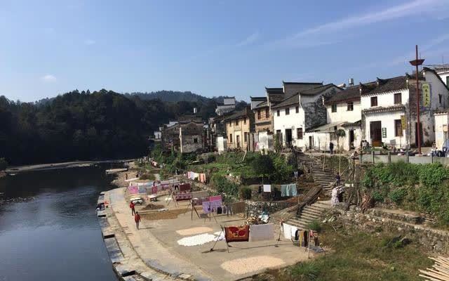 游客|江西依山傍水的古村落，因碧水汪汪而得名，距今已有1100年历史了