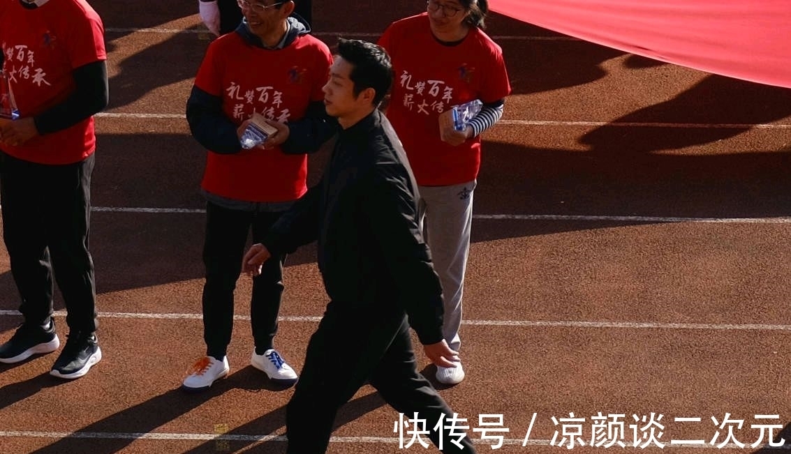 球迷|许昕功成名就,家庭事业双丰收,球迷已经看到他的未来