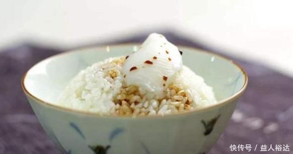 每天炒菜放一勺猪油,是好是坏?事实上,此方法吃才是健康的!