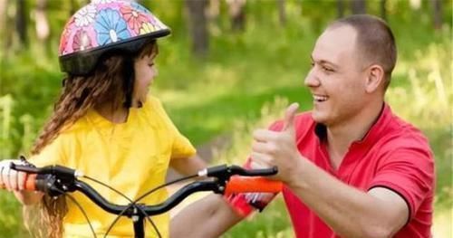 孩子|妈妈朋友圈晒娃“奖状”炫耀,却遭朋友无情嘲笑没文化,真可怕