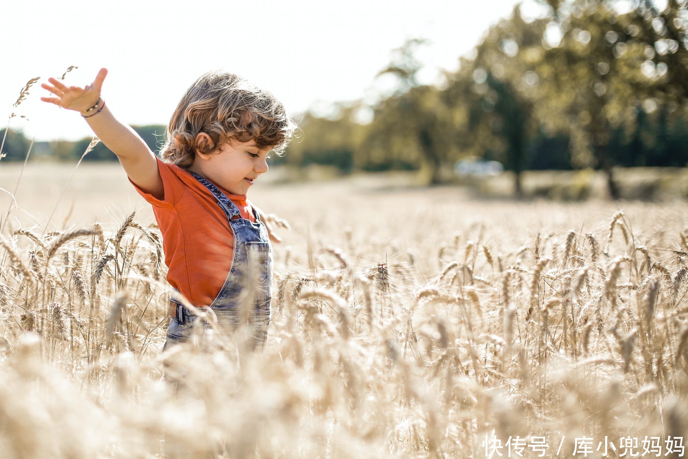 3岁幼儿得了白血病，母亲含泪跪拜孩子，正确认识儿童白血病