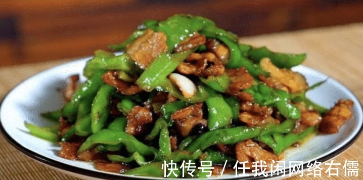 做辣椒炒肉,掌握“2个技巧”,炒好后辣味足香味足,特别下饭