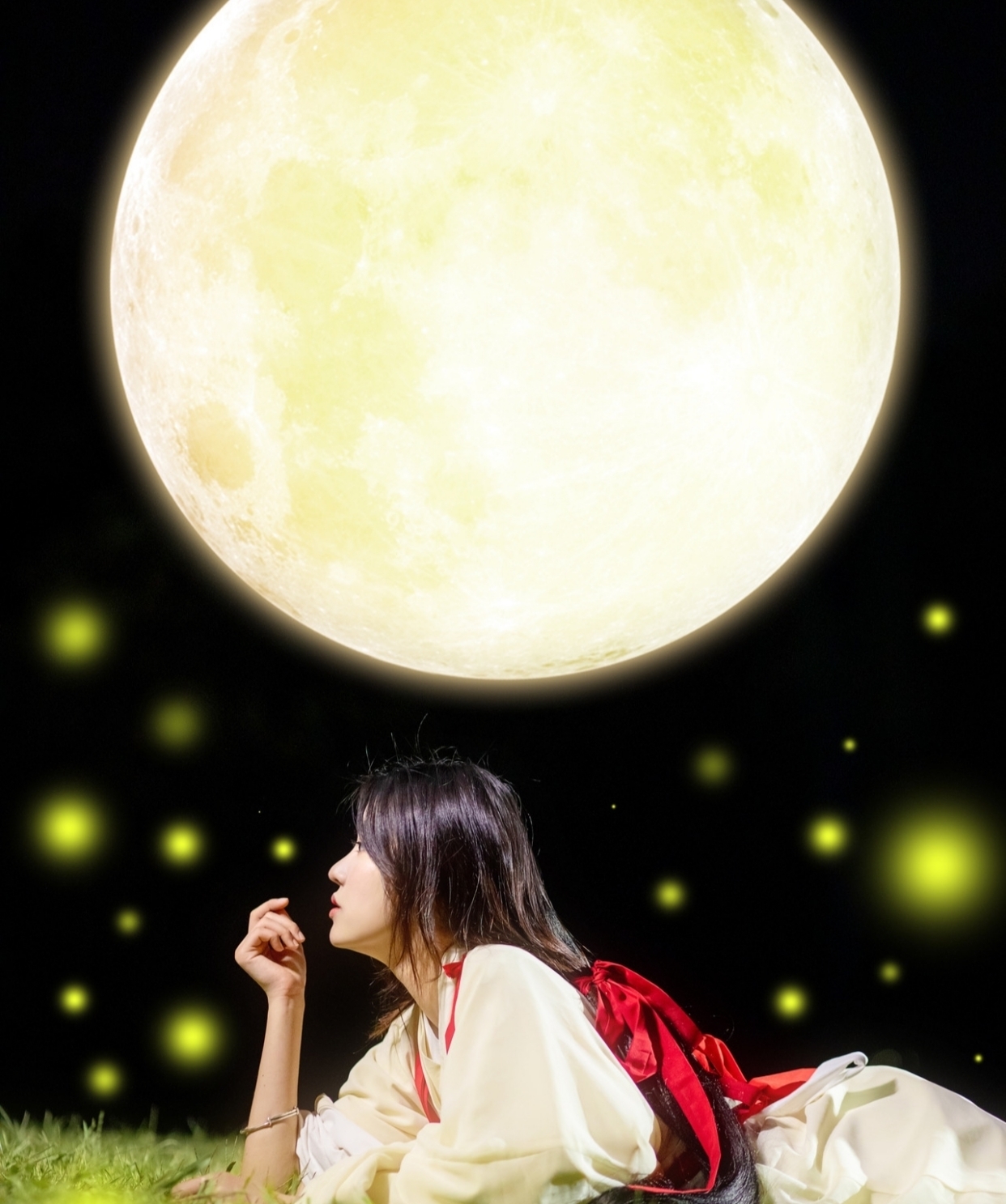 黄瓦@咏怀·七言格律:含苞恰似湖生笔,浮叶犹疑水浸袍