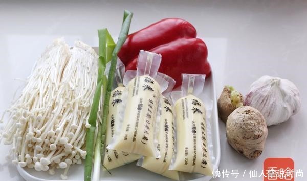 它和金针菇是“黄金搭档”,天冷焖一锅,吃到汤汁都不剩