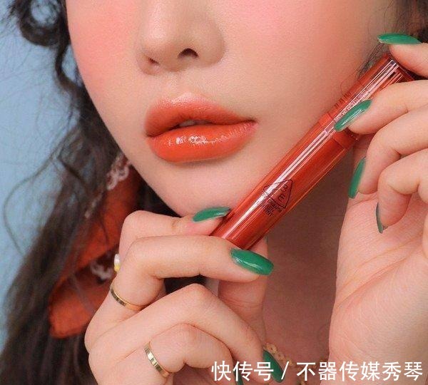 醉象|我不允许还有谁不知道水光唇釉的杀伤力