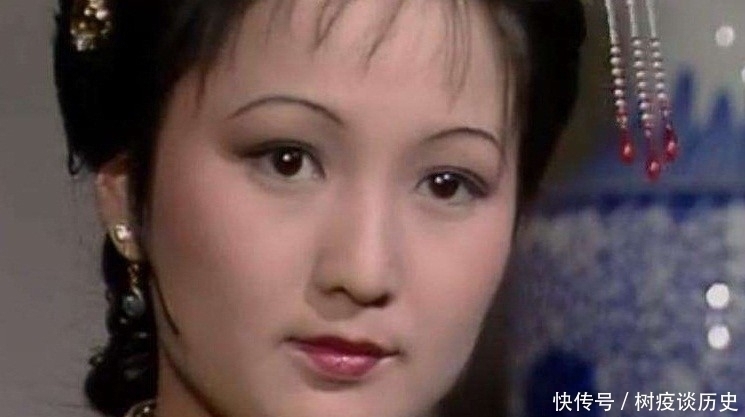 吃醋|平儿有多在乎贾琏她背地里说出的一句话,王熙凤都吃醋