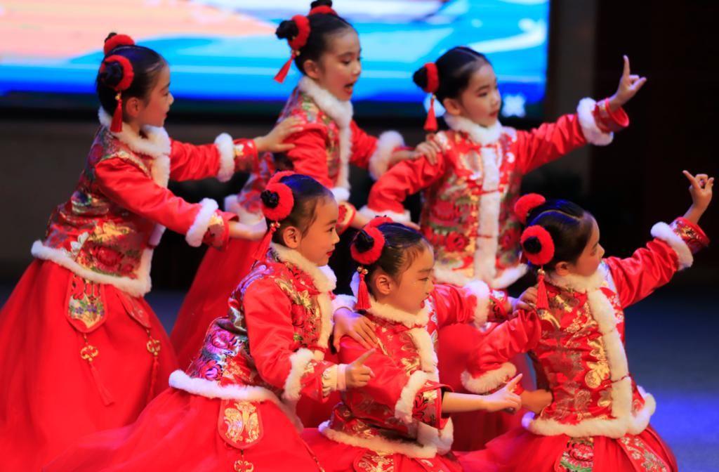  节目|架子鼓、拉丁舞、京剧全来了！力学小学雪花音乐节嗨翻全场