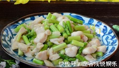 芦笋炒鸡丁|清爽不油腻养眼养胃,补充蛋白质和维生素,孩子常吃身体好
