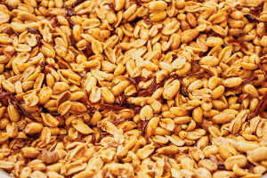 吃降压药|再次提醒高血压人群：桌上4物依旧不断往嘴送，吃降压药或也没用