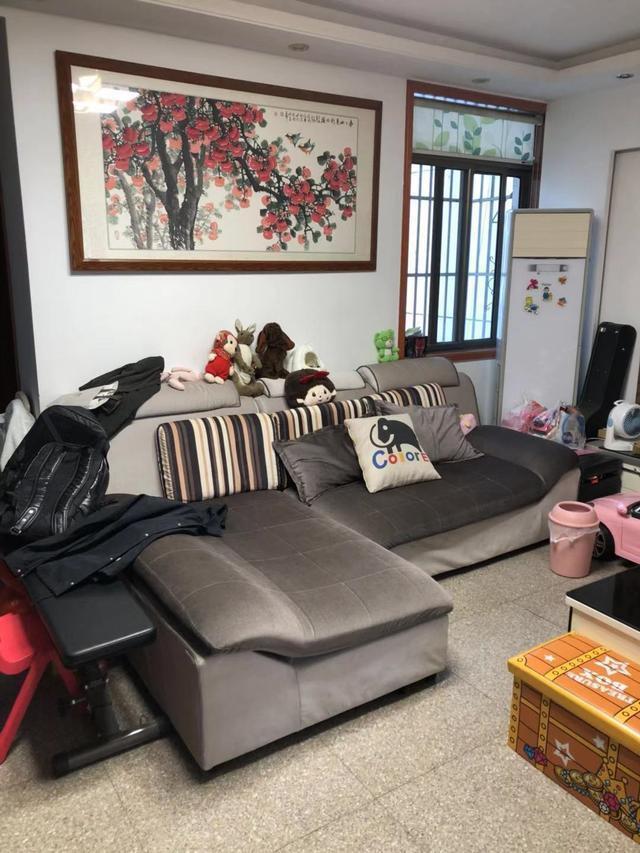 中介|中介说句实话二手房想卖出去,业主要先把家搬空,空荡荡才好卖