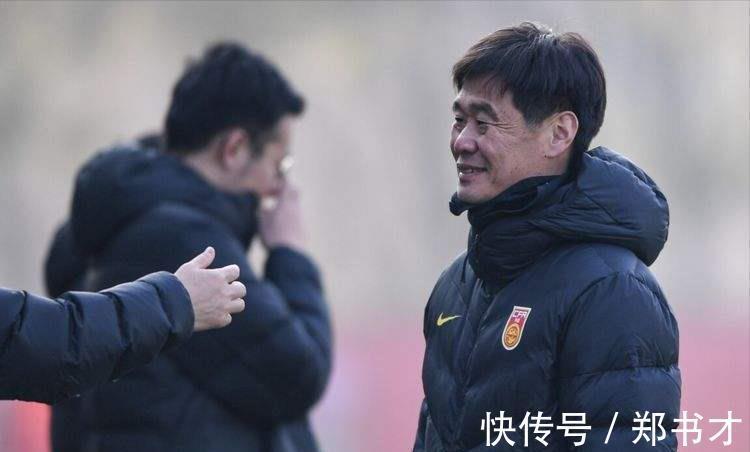 预赛|1-0!爆冷,国足将逢凶化吉,李霄鹏首秀4大利好,携5归化争12分