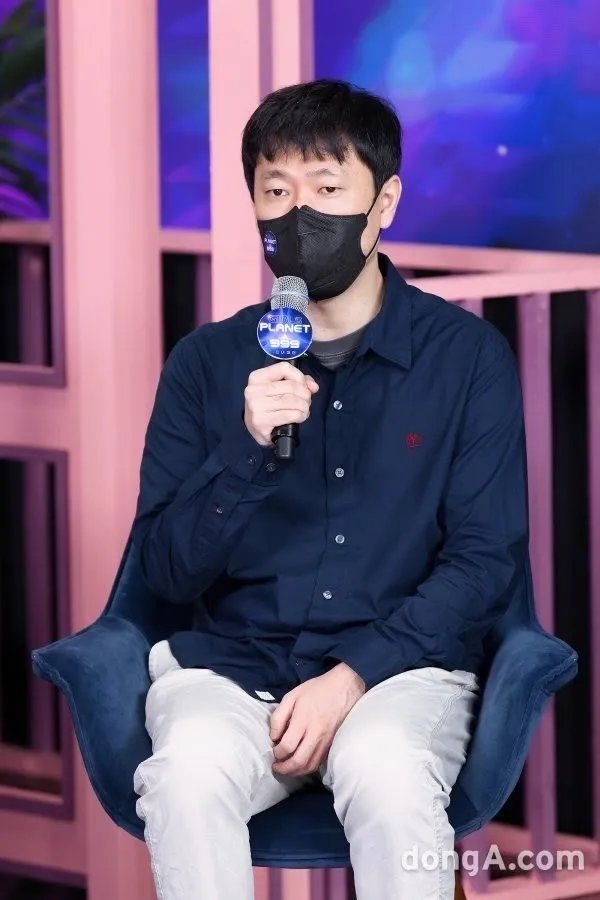 秀彬|中国选手爆料节目录制一天只能睡1小时；《音银》MC今日下车？