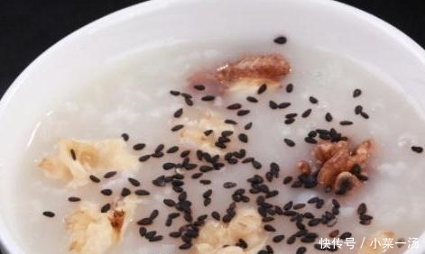 黑芝麻|黑芝麻加''一物''煮成粥,每天一碗,睡眠变好了,头发也变黑了
