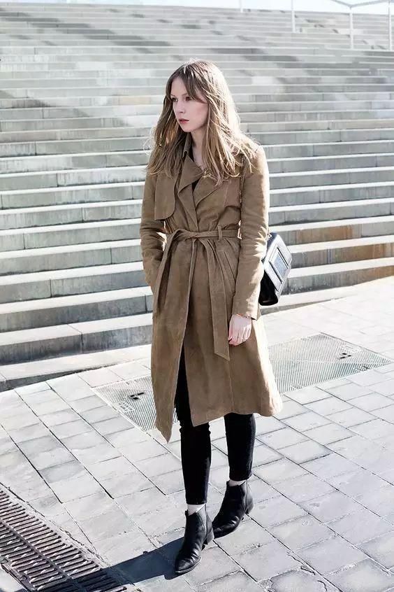 这三款平底鞋配大衣，经典又时髦，绝对是气场十足！