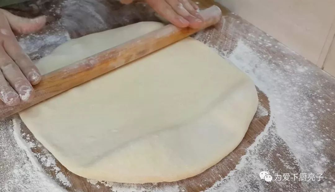 红豆又出新吃法，不烙饼不蒸馍，我家一周吃3次，比蛋糕好吃十倍