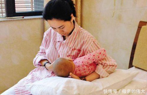 妈妈|奶水不够,双胞胎一个喂母乳,一个喂奶粉,三年后俩娃差距太明显