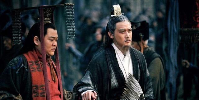 袁术|其实《三国演义》刘禅可谓十分聪明,真正可以称得上蠢的另有其人