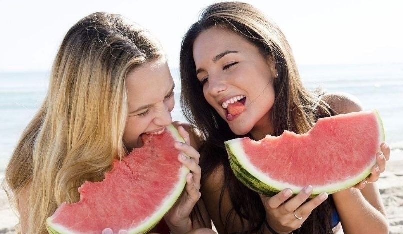 日常生活中|“糖尿病”患者,若少吃3种“高糖”食物,体内血糖可能不升反降