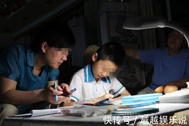 名牌大学|妈妈家庭地位的高低,直接影响孩子未来优秀程度,不妨对照看看