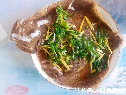 软骨鱼|这鱼长得奇丑,身上都是宝,没有坚硬的鱼刺,这样做口感鲜嫩好吃