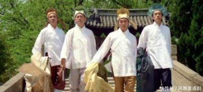 《唐伯虎点秋香》: 世人笑我太疯癫,我笑他人看不穿