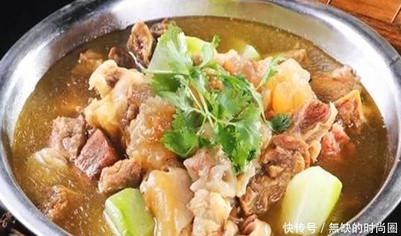  大厨|炖羊肉时，切记要放3种料，大厨放对了，羊肉不腥不膻又鲜香