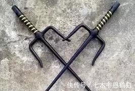 烟袋|中国古代十五种奇门兵器, 不信你全都知道!