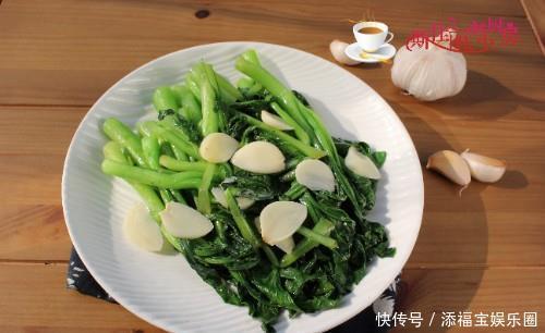 过年也别忘了要吃蔬菜，清脆爽嫩又低脂，清肠刮油，越吃越健康