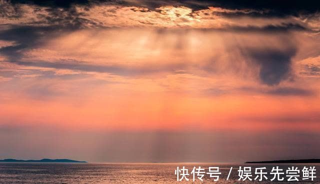 微微一笑$一个见过世面的人,不做3种事,不说3种话