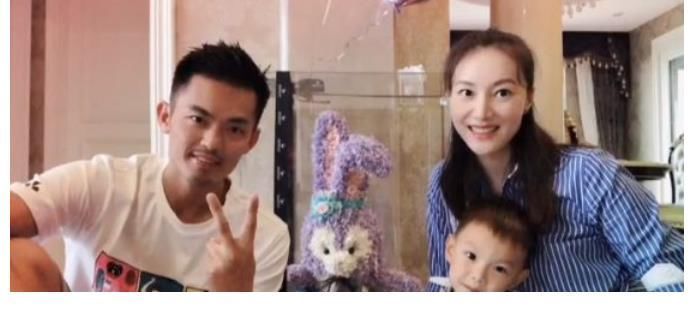 赵雅淇|林丹一家六口出游,夫妻俩表情淡漠保持距离,感情状况再遭质疑